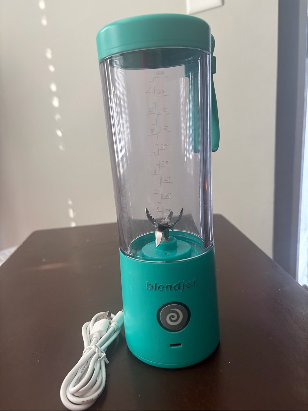 Blendjet portable blender with charger